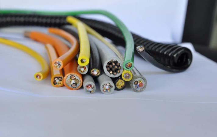 市场上的亨通电线电缆种类有很多如何辨别质量呢